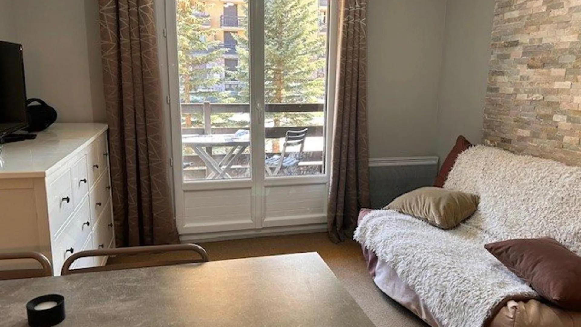 Studio 4 Pers, Balcon Sud, Proche Commerces Et Teleski, Risoul 1850 - Fr-1-330-578 0*,  France