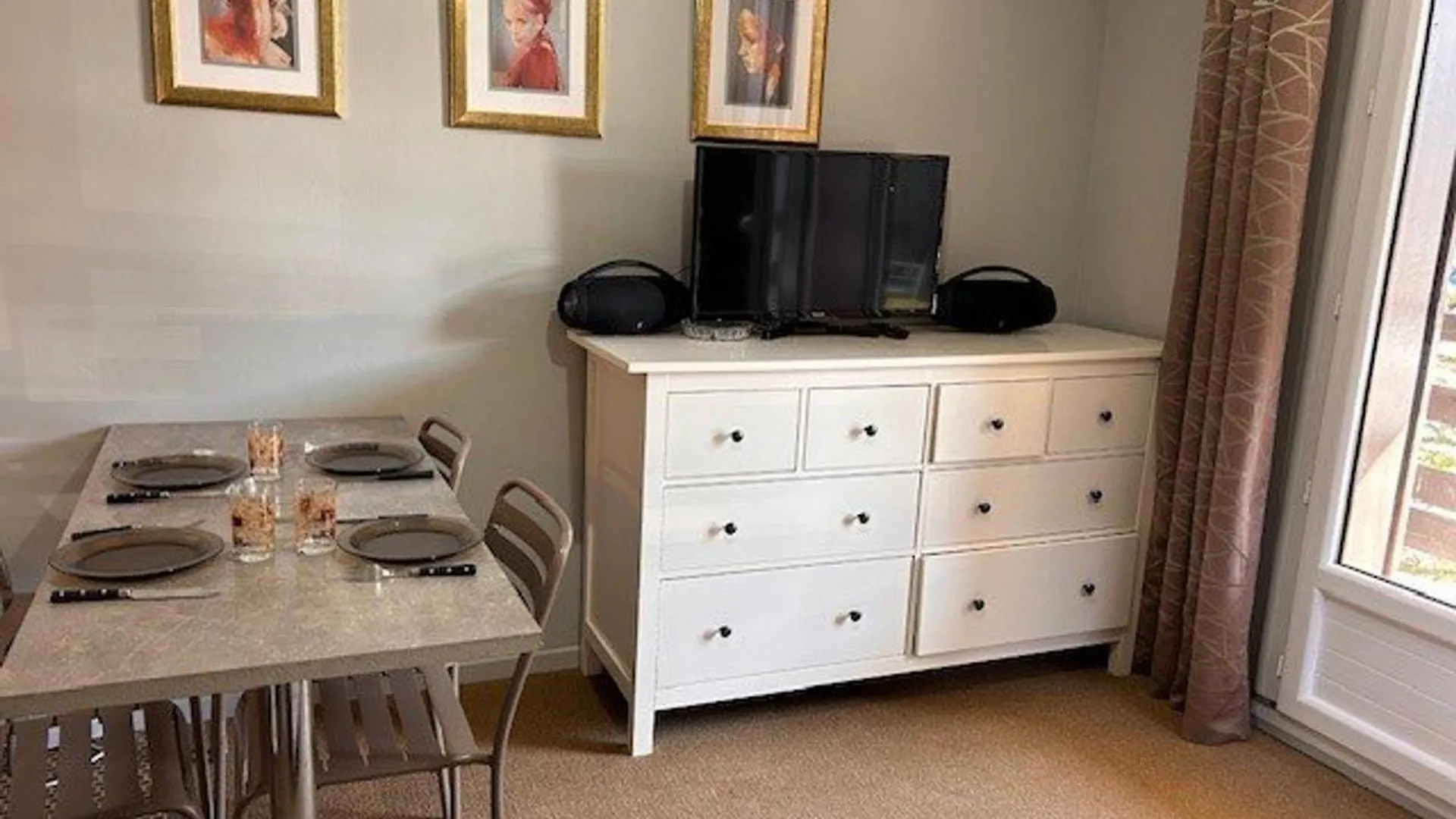 Apartment Studio 4 Pers, Balcon Sud, Proche Commerces Et Teleski, Risoul 1850 - Fr-1-330-578